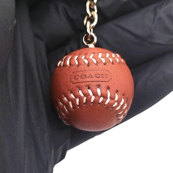 COACH Baseball Keychain Fob Charm-Real Leather-New in Box with Booklet FS7377 - Picture 3 of 10